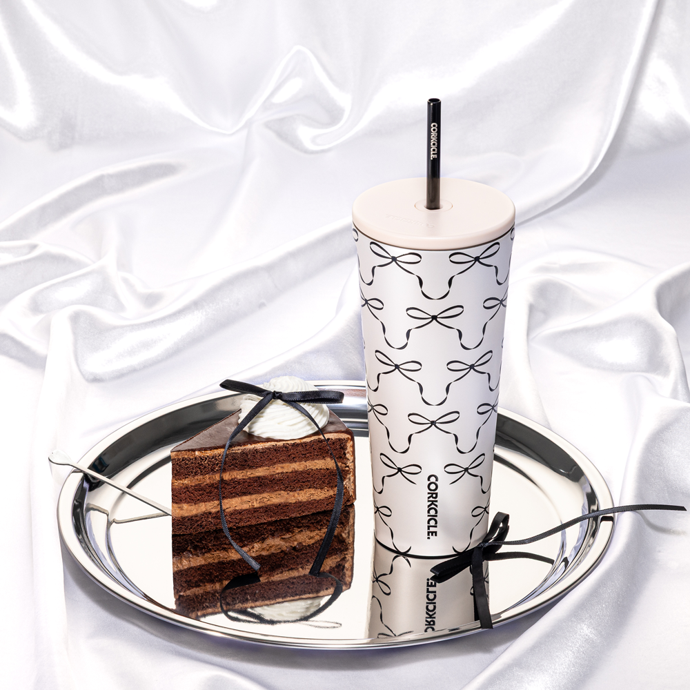 cold-cup-m2 2a98a7269432--2224PBBC-lifestyle.png