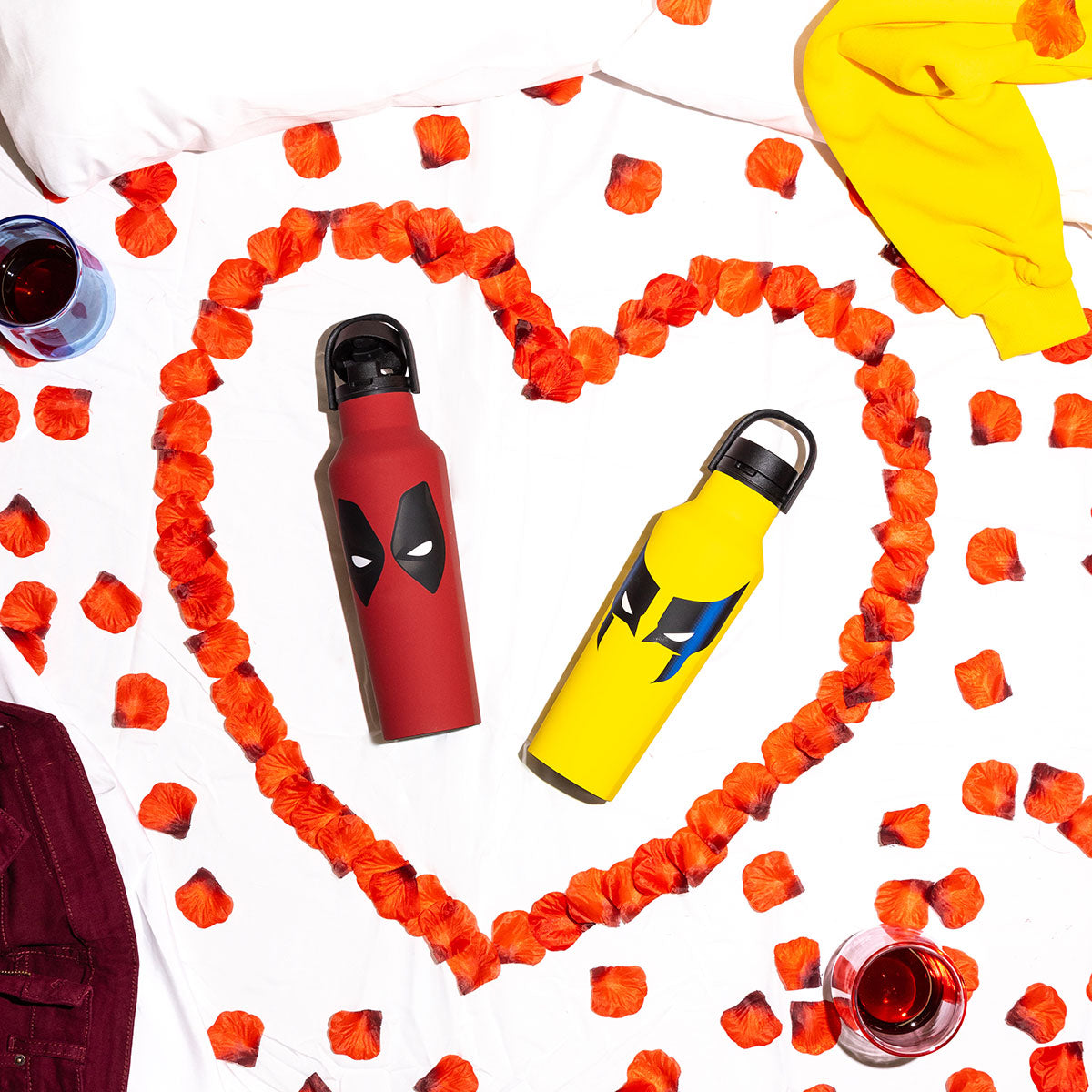 deadpool-and-wolverine-drinkware-m9 a7afce7e71cf--DeadpoolWolverine-PDPLifestyle2.jpg